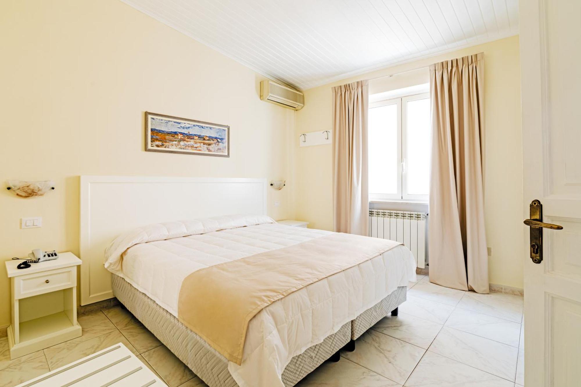 Hotel Da Raffaele Ischia Buitenkant foto