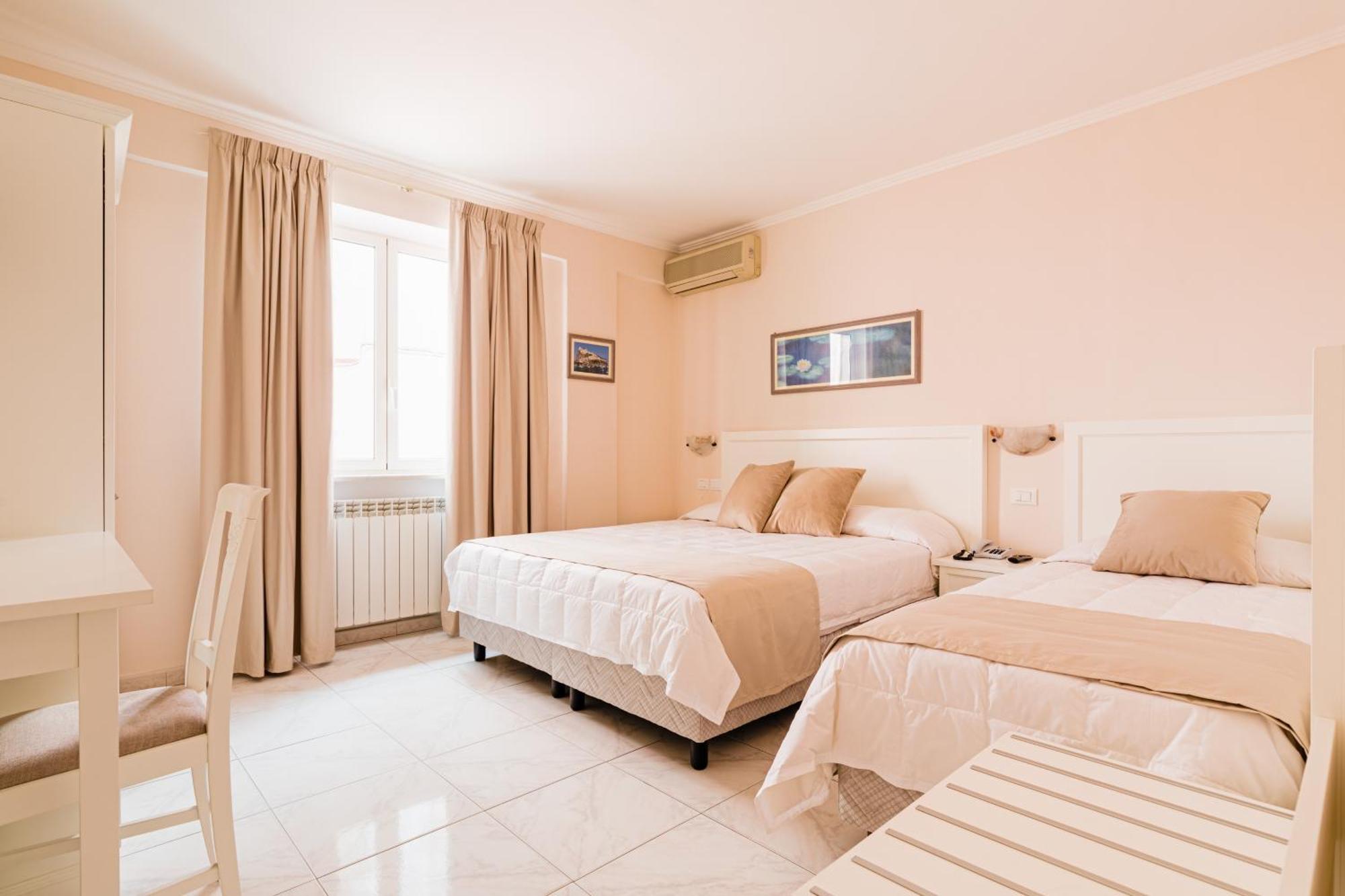 Hotel Da Raffaele Ischia Buitenkant foto