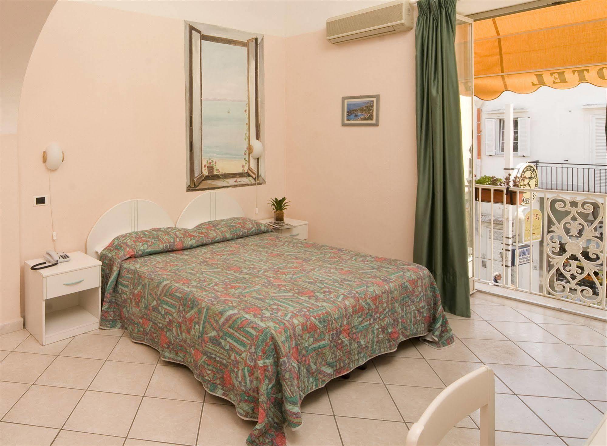 Hotel Da Raffaele Ischia Buitenkant foto